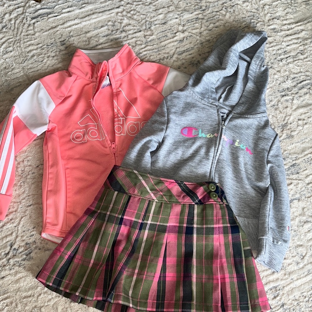 Bundle of 18 M hoodie, tracksuit jacket and skirt